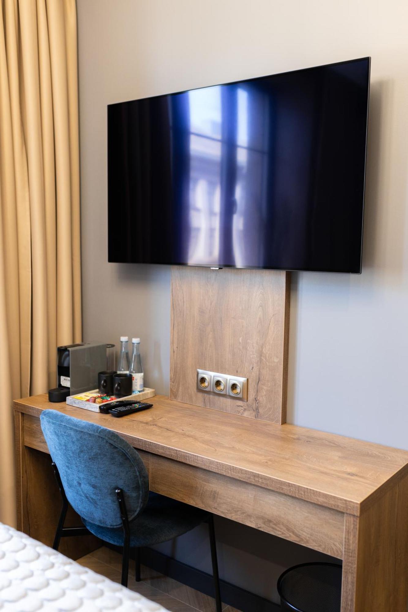 Four Sisters Luxury Rooms In Siauliai Kültér fotó