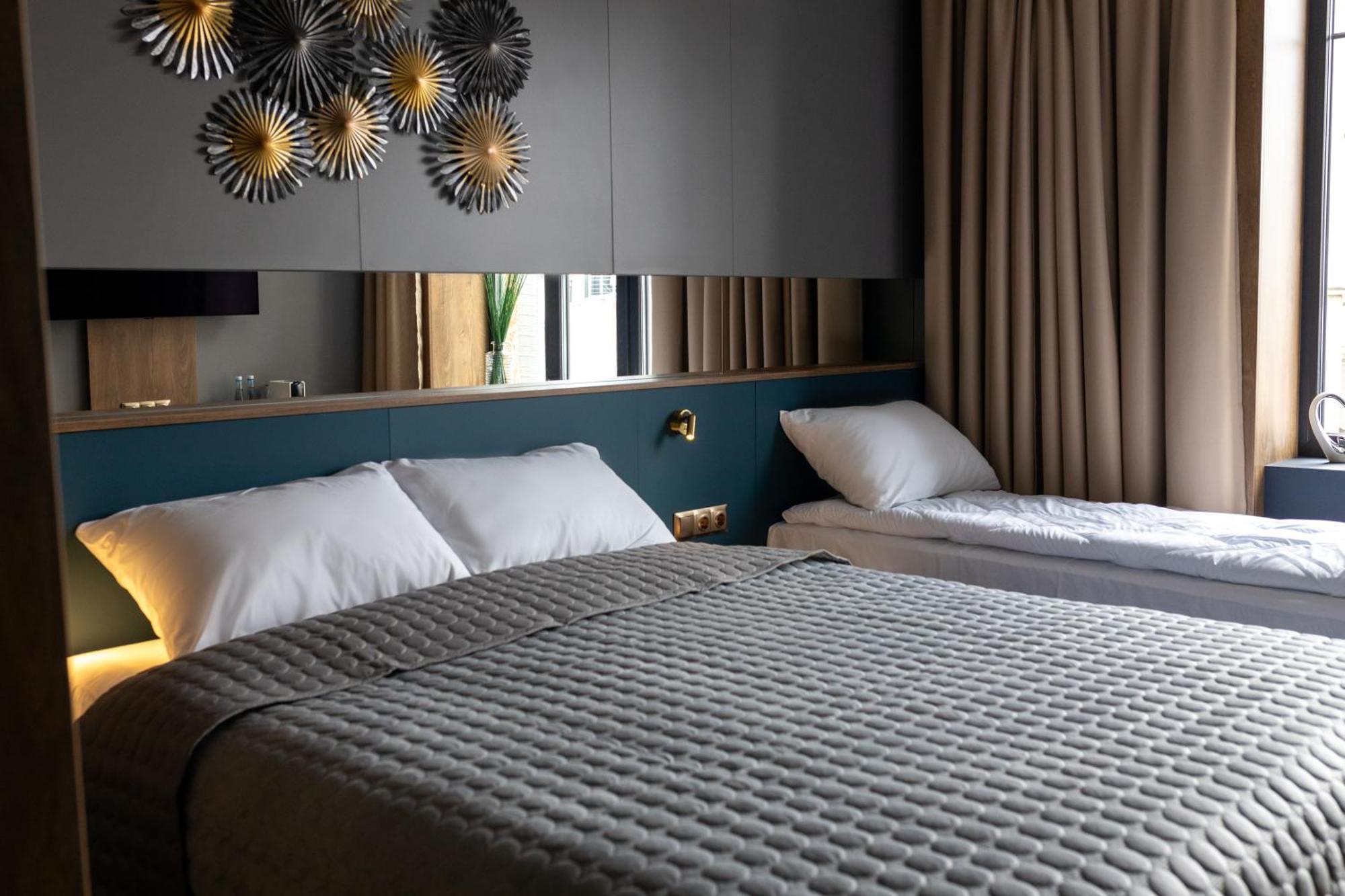 Four Sisters Luxury Rooms In Siauliai Kültér fotó