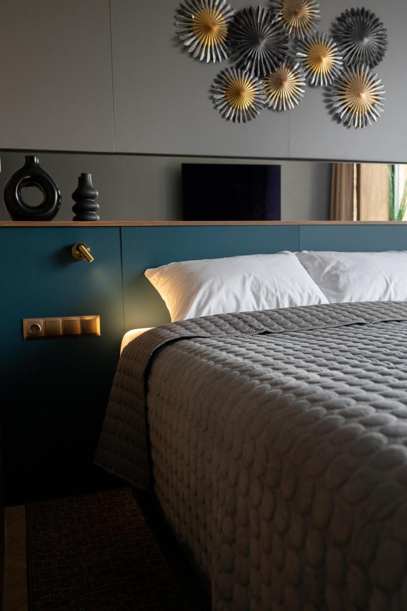 Four Sisters Luxury Rooms In Siauliai Kültér fotó