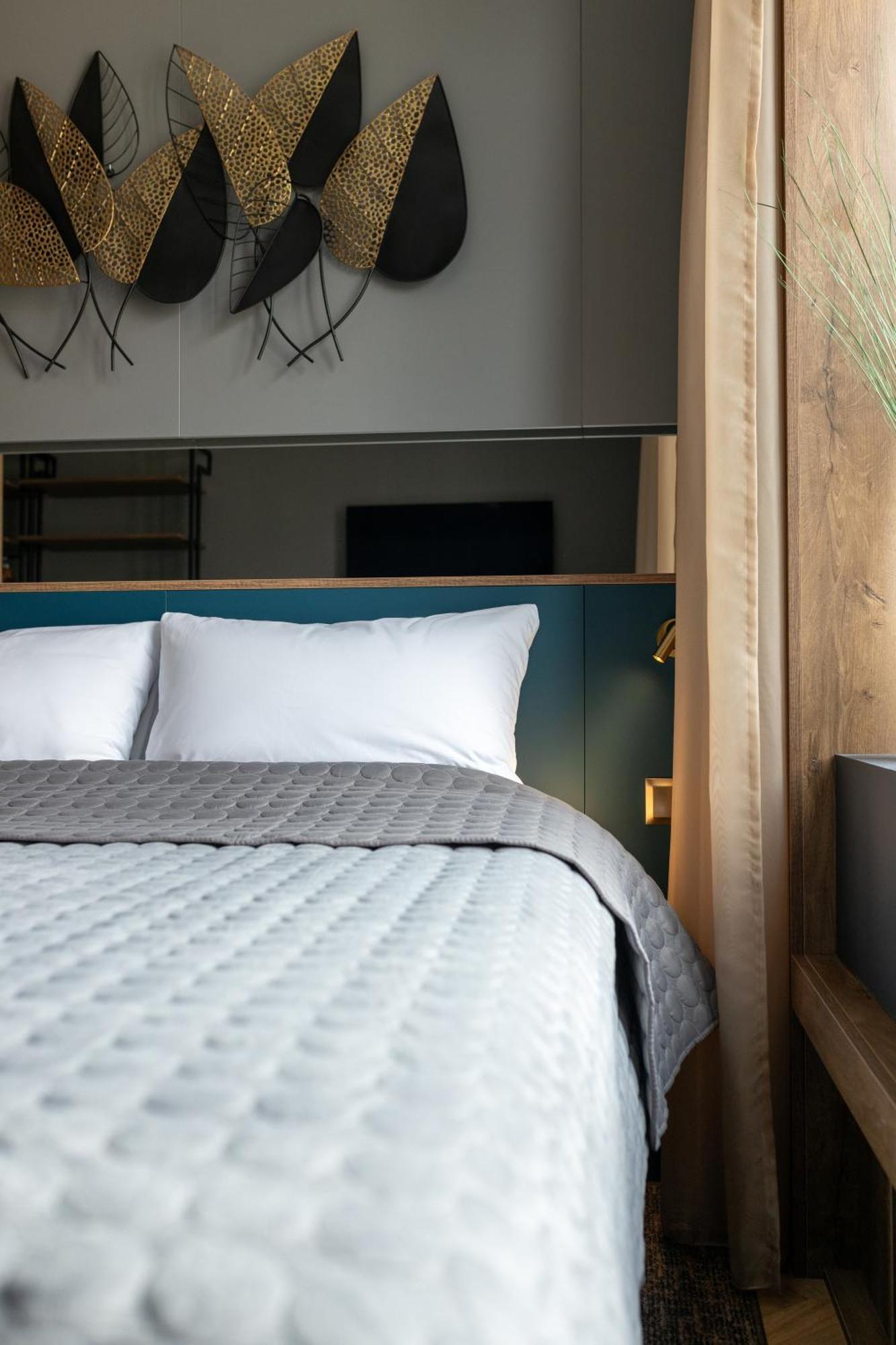 Four Sisters Luxury Rooms In Siauliai Kültér fotó